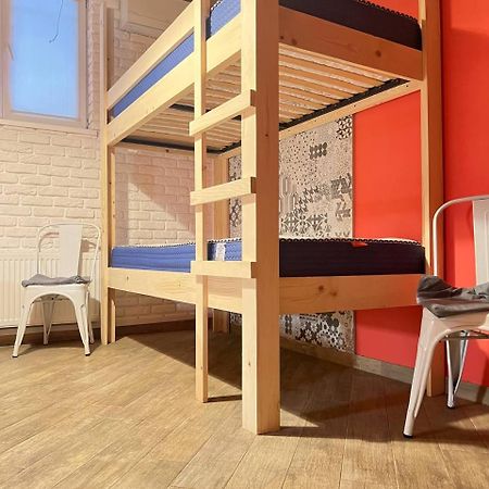 Moonlight Hostel Lviv Extérieur photo