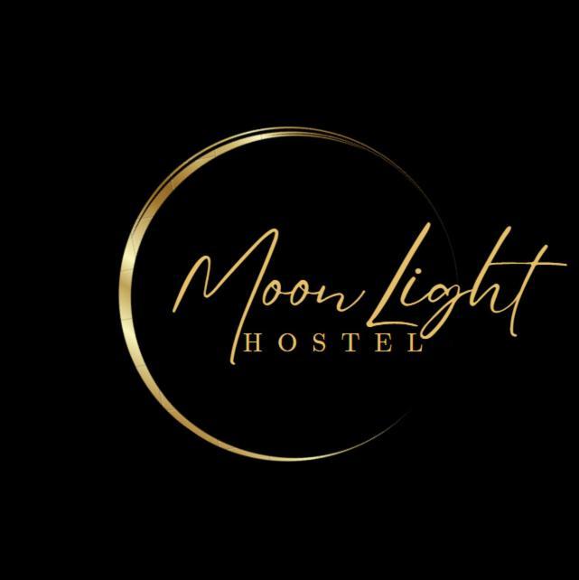 Moonlight Hostel Lviv Extérieur photo