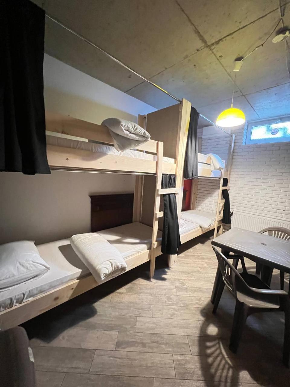 Moonlight Hostel Lviv Extérieur photo