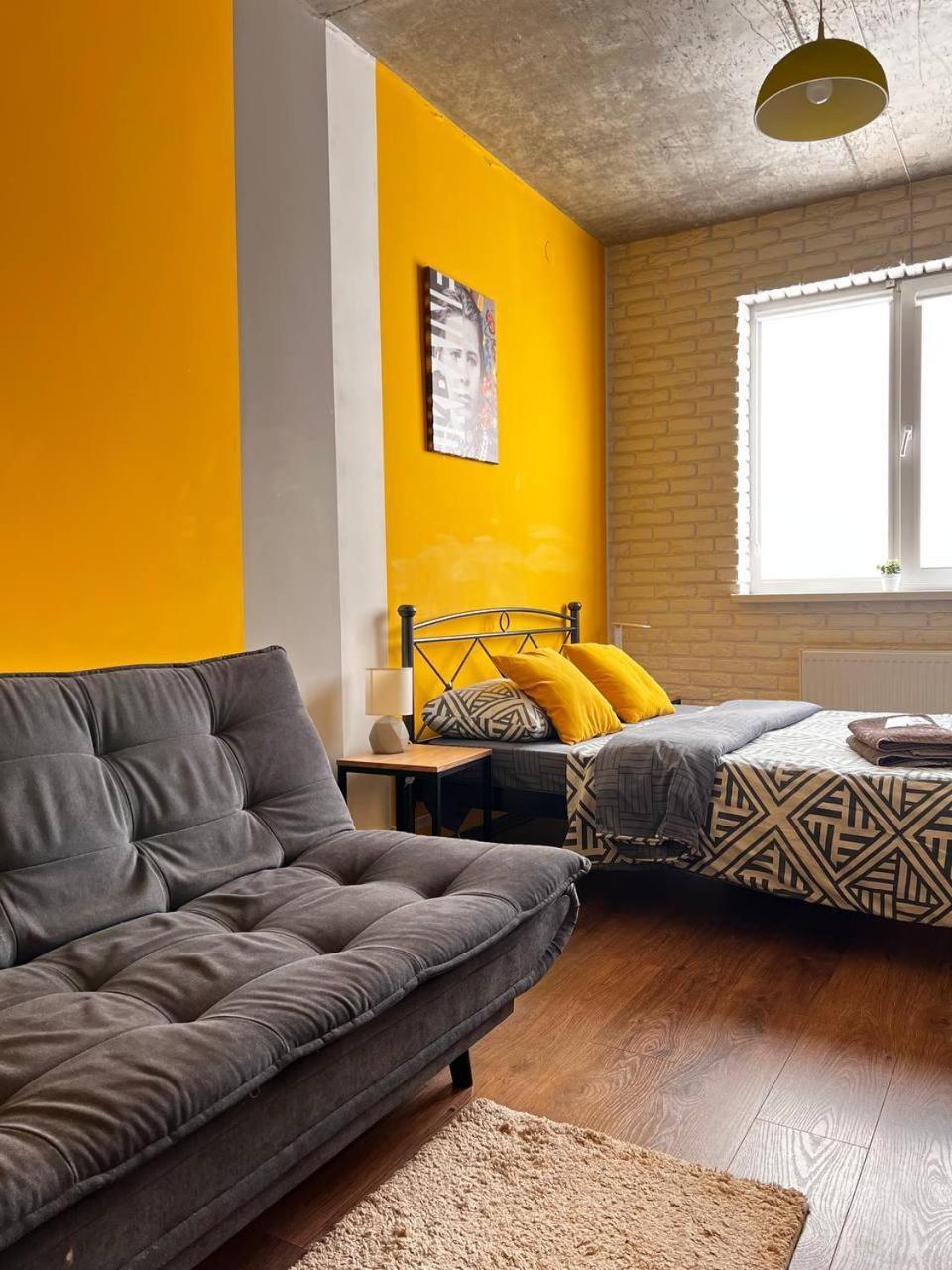 Moonlight Hostel Lviv Extérieur photo